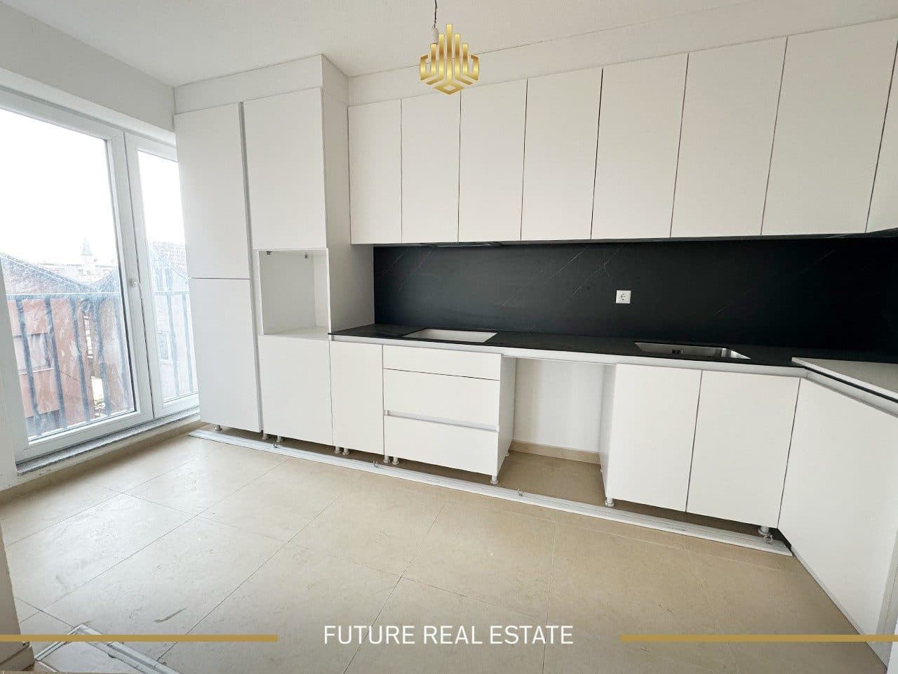 Banesë në SHITJE/133m² 4