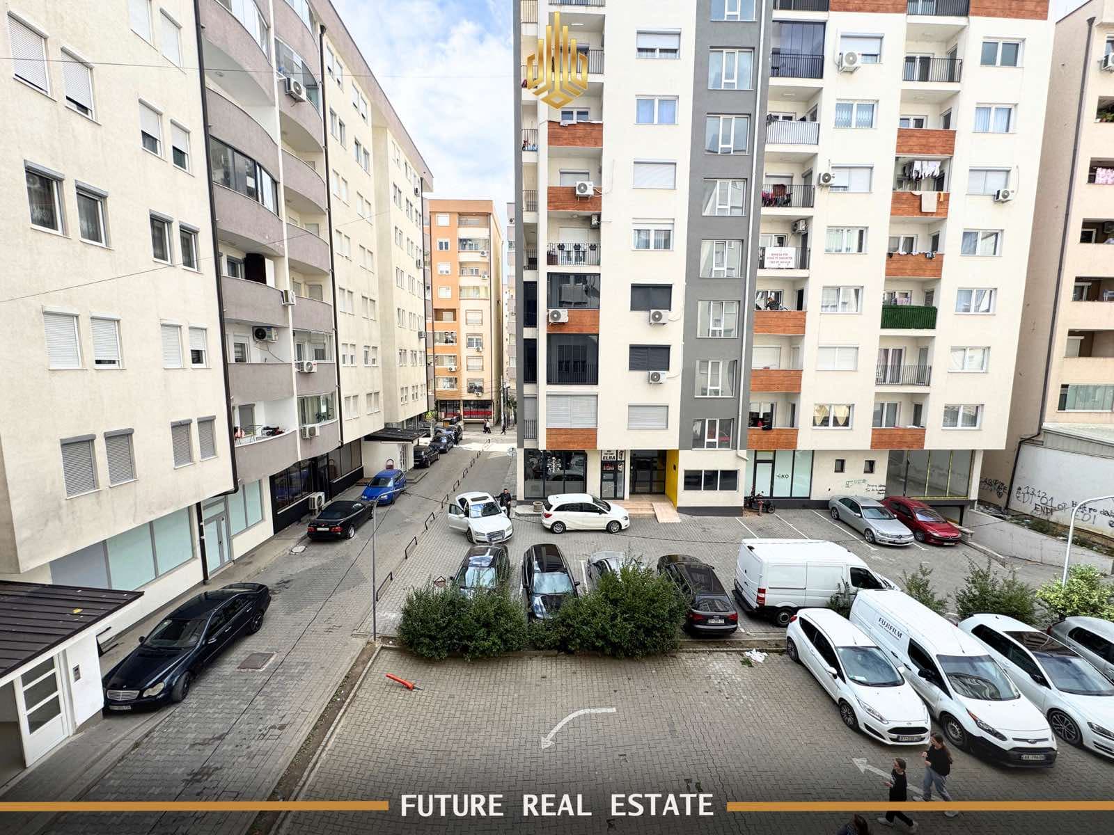 Banesë në SHITJE – 3 dhoma gjumi – Fushë Kosovë – Rr. Shefki Kuleta – Objekti Model Slovenia 3