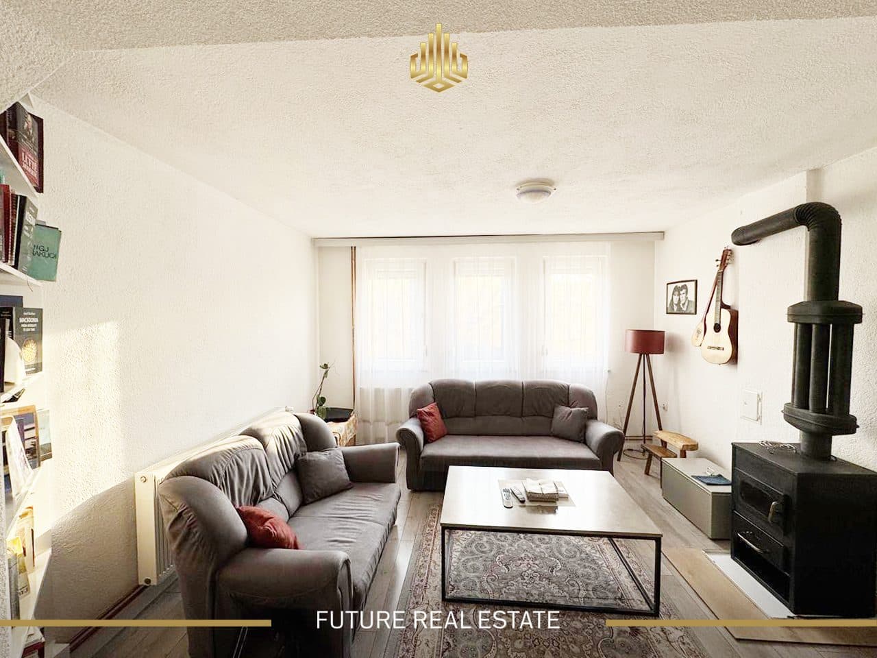 Shtëpia në SHITJE/240m2 3