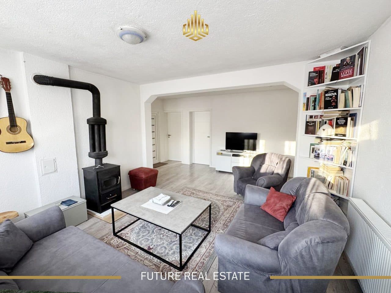 Shtëpia në SHITJE/240m2 4
