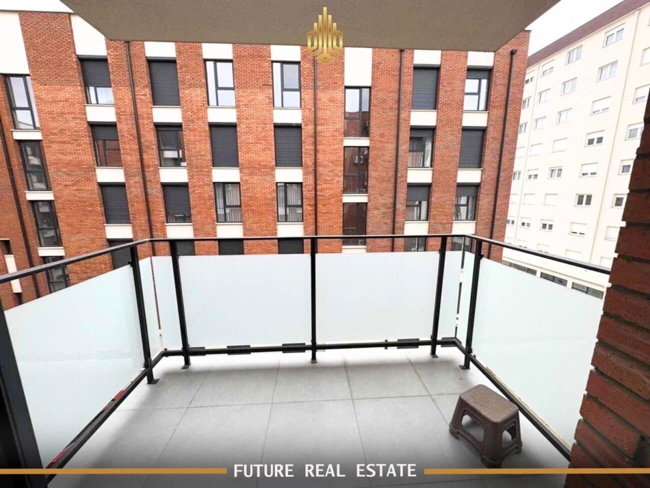 Banesë me QIRA – 2 dhoma gjumi – Fushë Kosovë – Rr. Amir Elmazi, Britania Homes 3