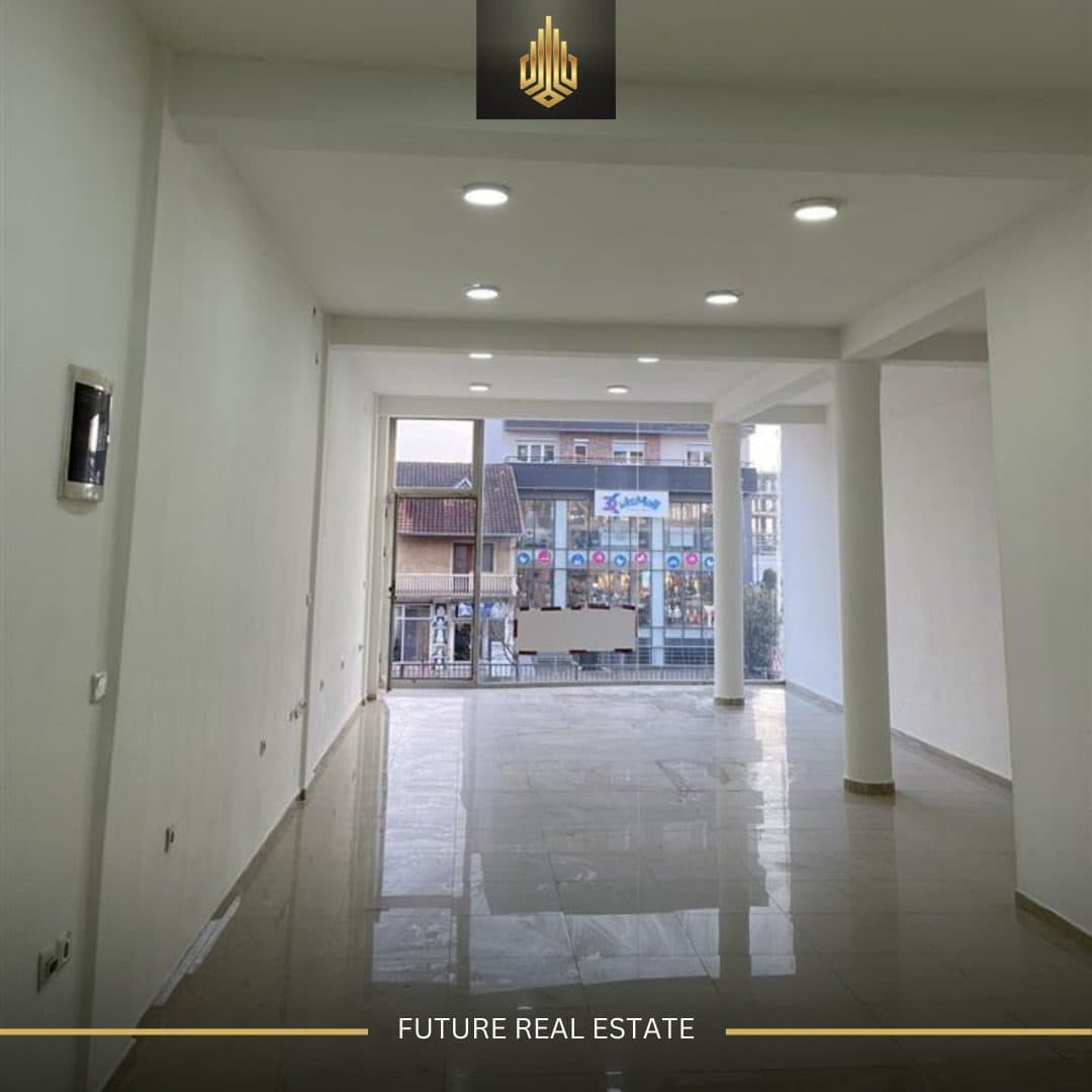 Lokal me QERA/122m²