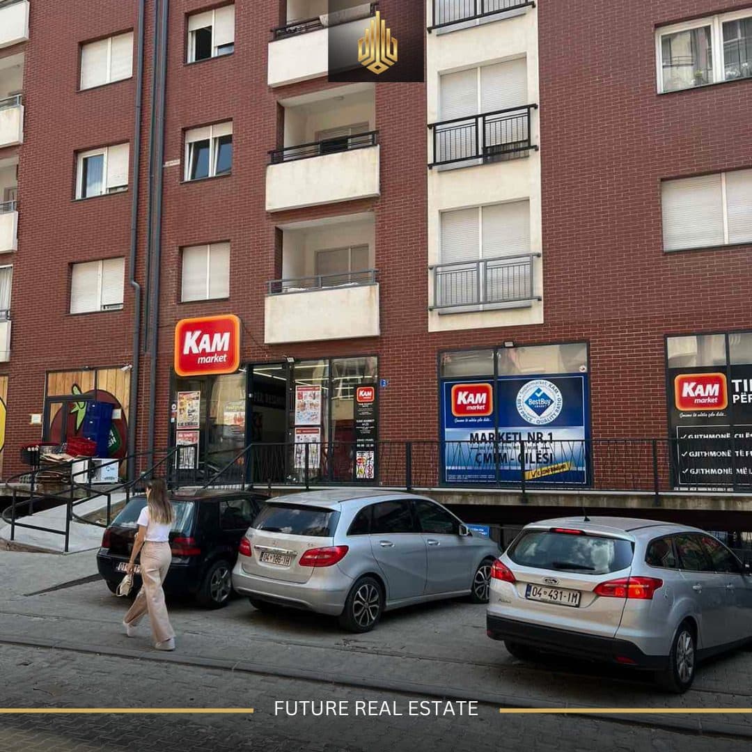 Lokal në SHITJE/440m² 2