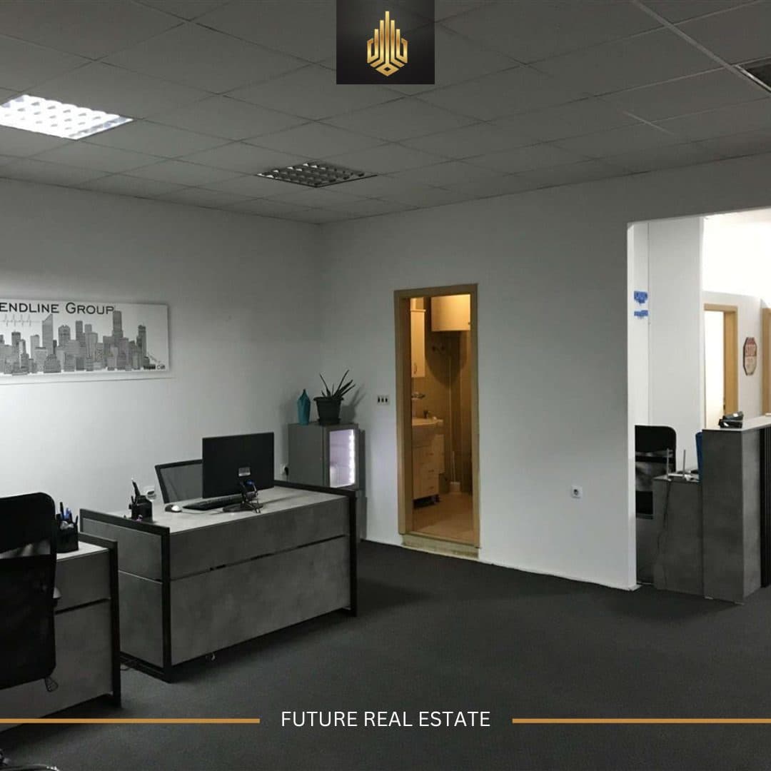 Lokal me QERA/170m² 4