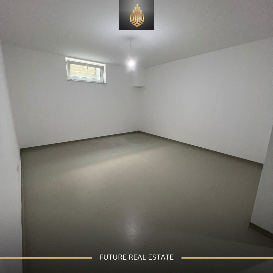 Shtëpia në SHITJE/351m2 3
