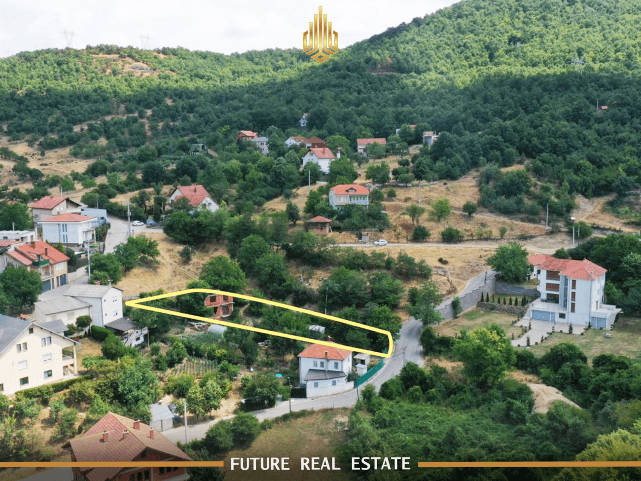 Ofrohet për #shitje Toka (Trualli) me sipërfaqe 13.7 ari. Toka gjendet në Prishtinë - Sofali. 4