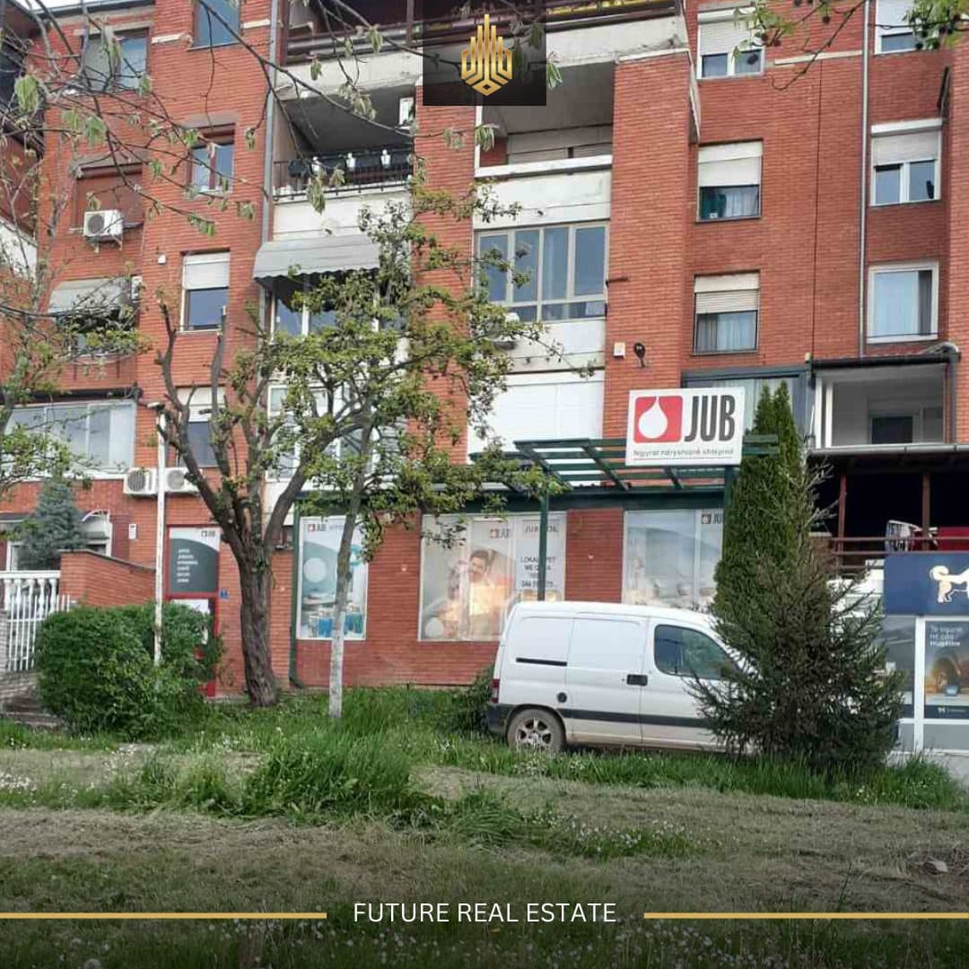 Lokal me QERA/100m²