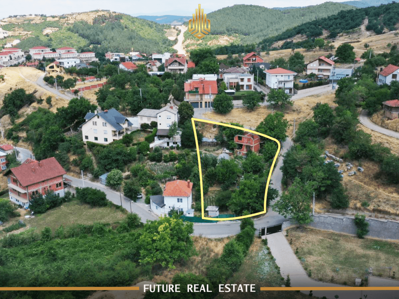 Ofrohet për #shitje Toka (Trualli) me sipërfaqe 13.7 ari. Toka gjendet në Prishtinë – Sofali. 3