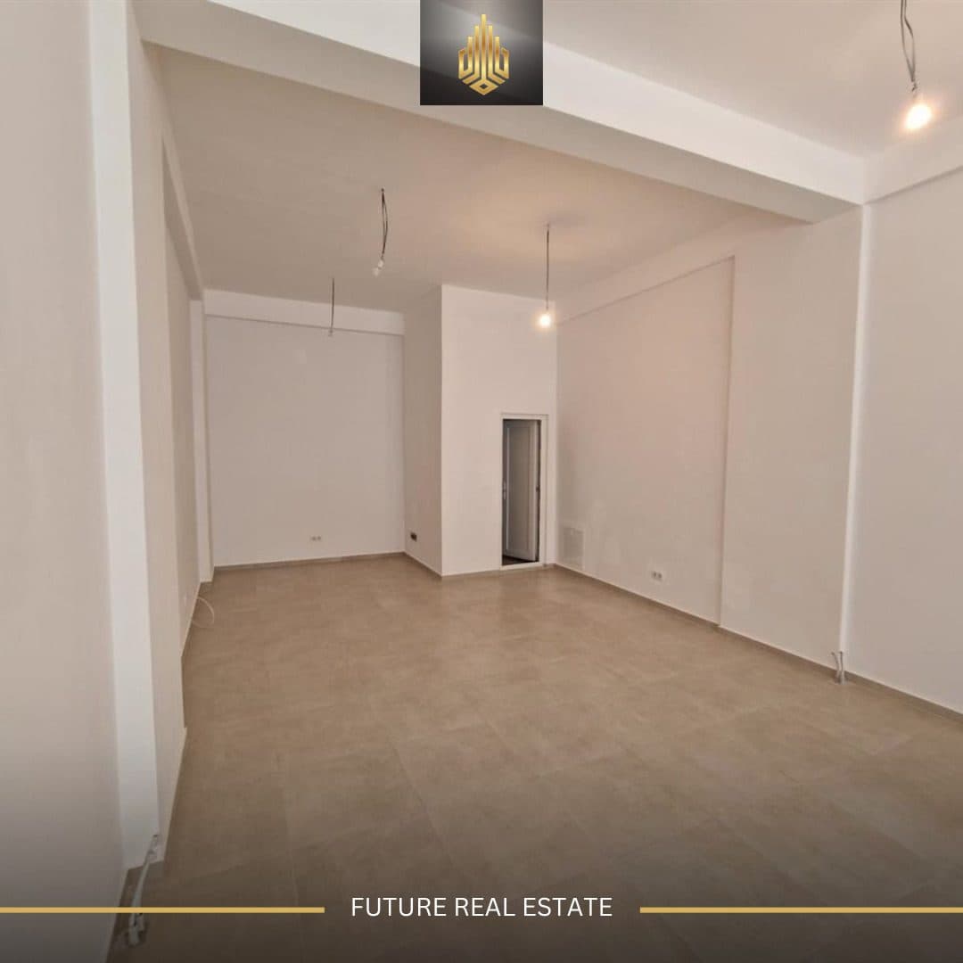Lokal me QERA/78m² 4