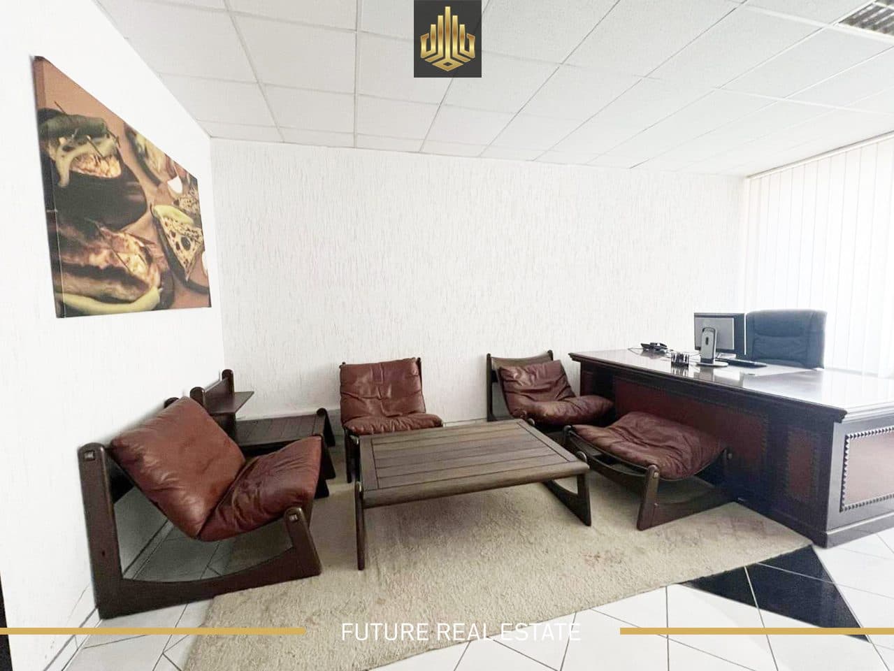 Shtëpia me QIRA/330m2 2
