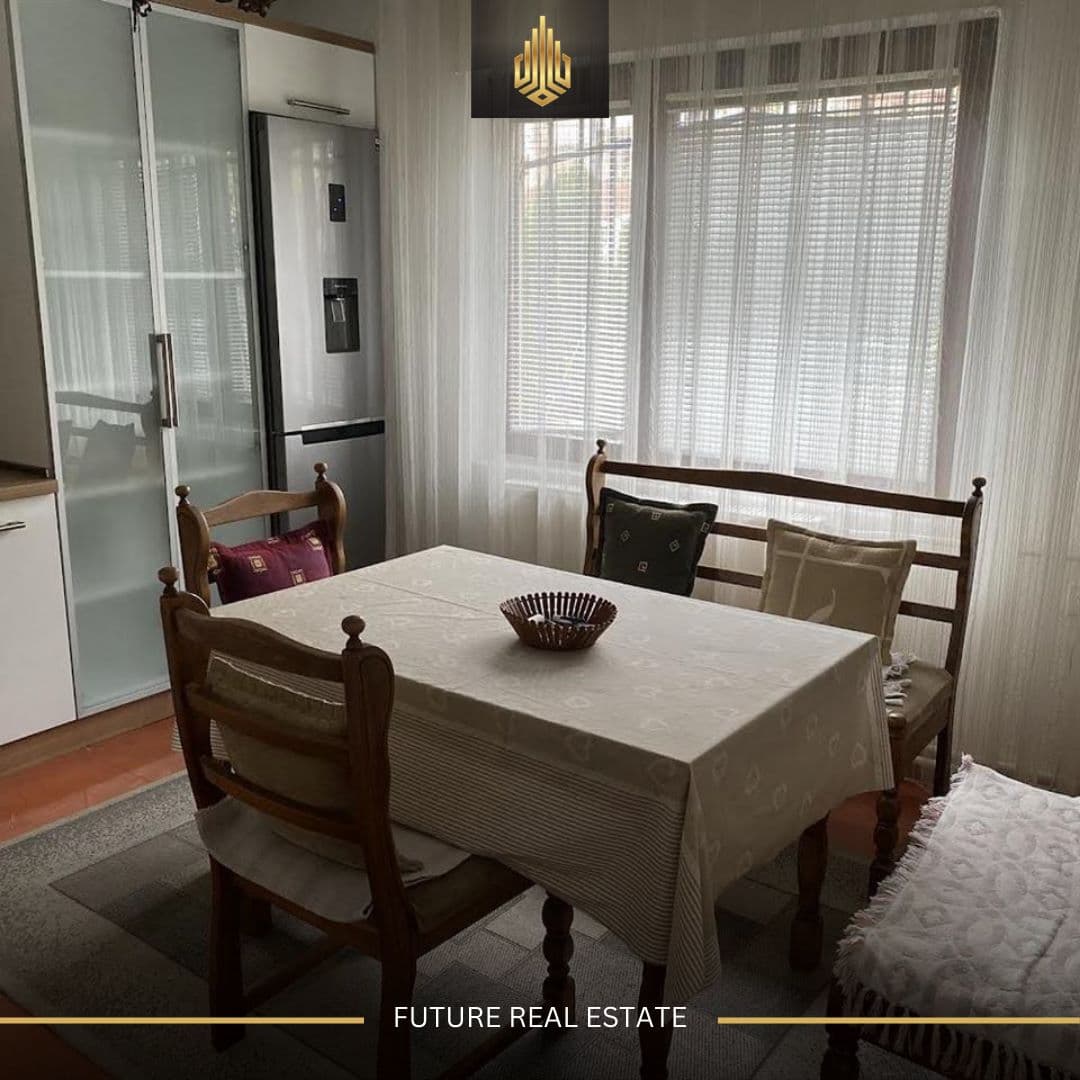 Shtëpi me QERA/150m² 3