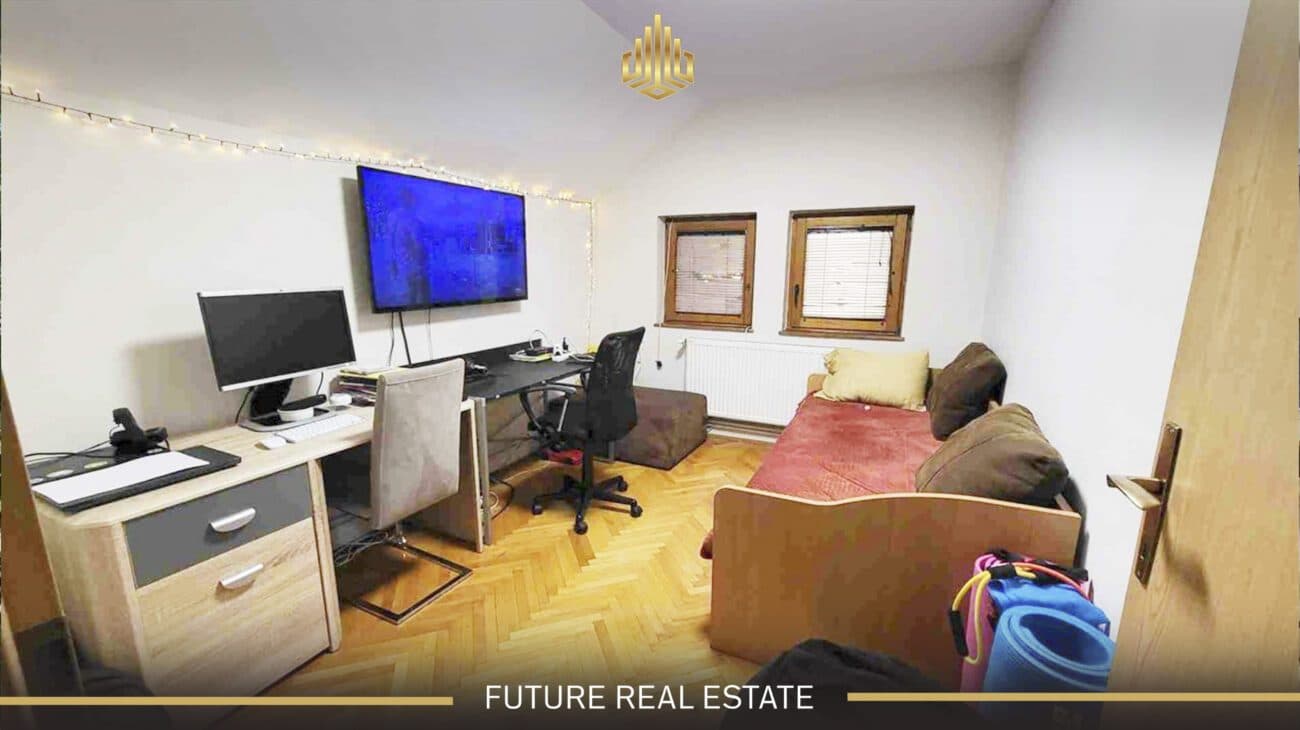 Shtëpia në SHITJE/240m2 4