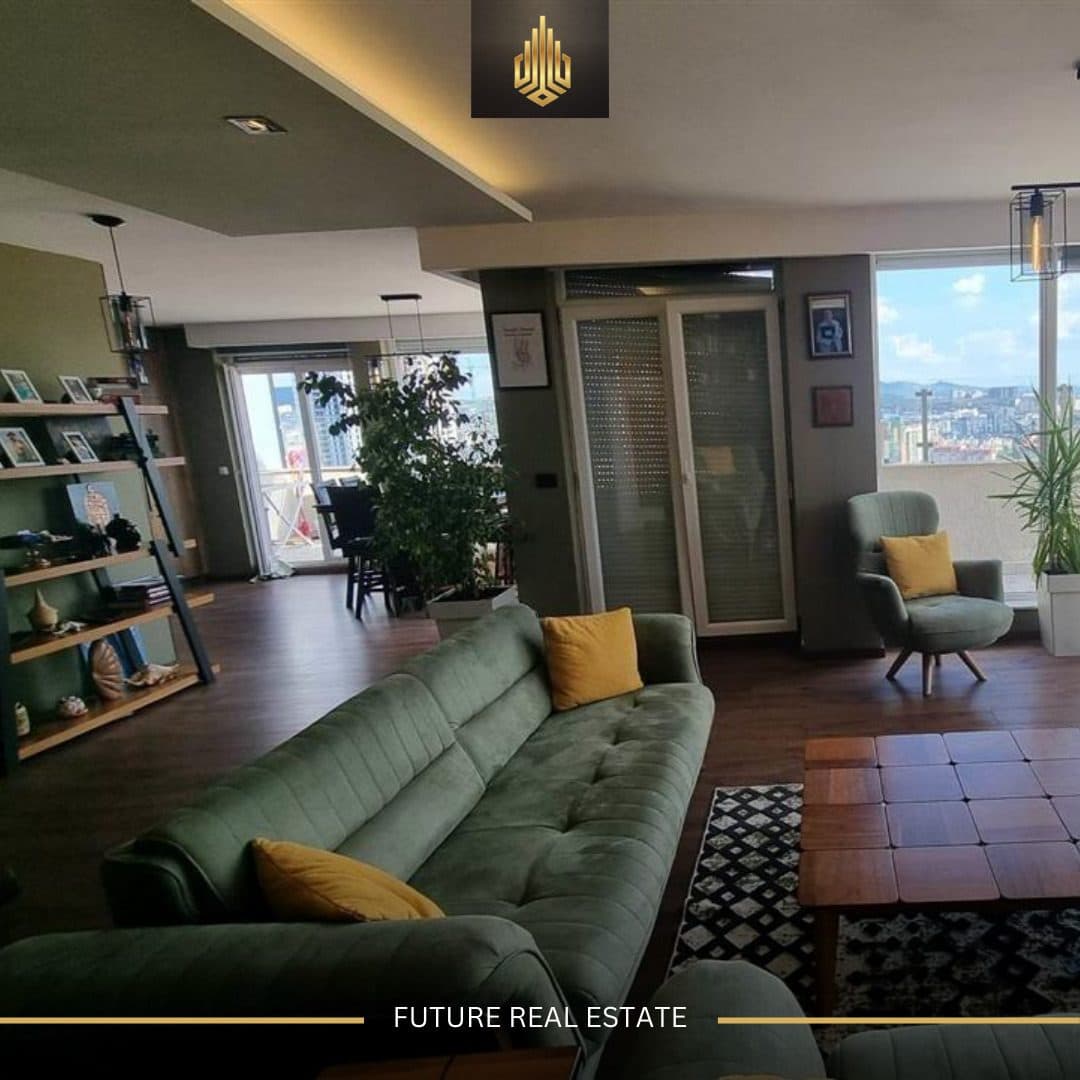 Penthouse me QERA/245m² 2