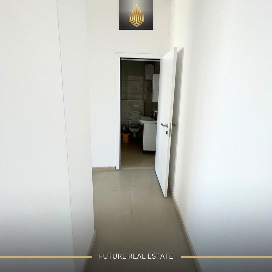 Lokal me QERA/83m² 4