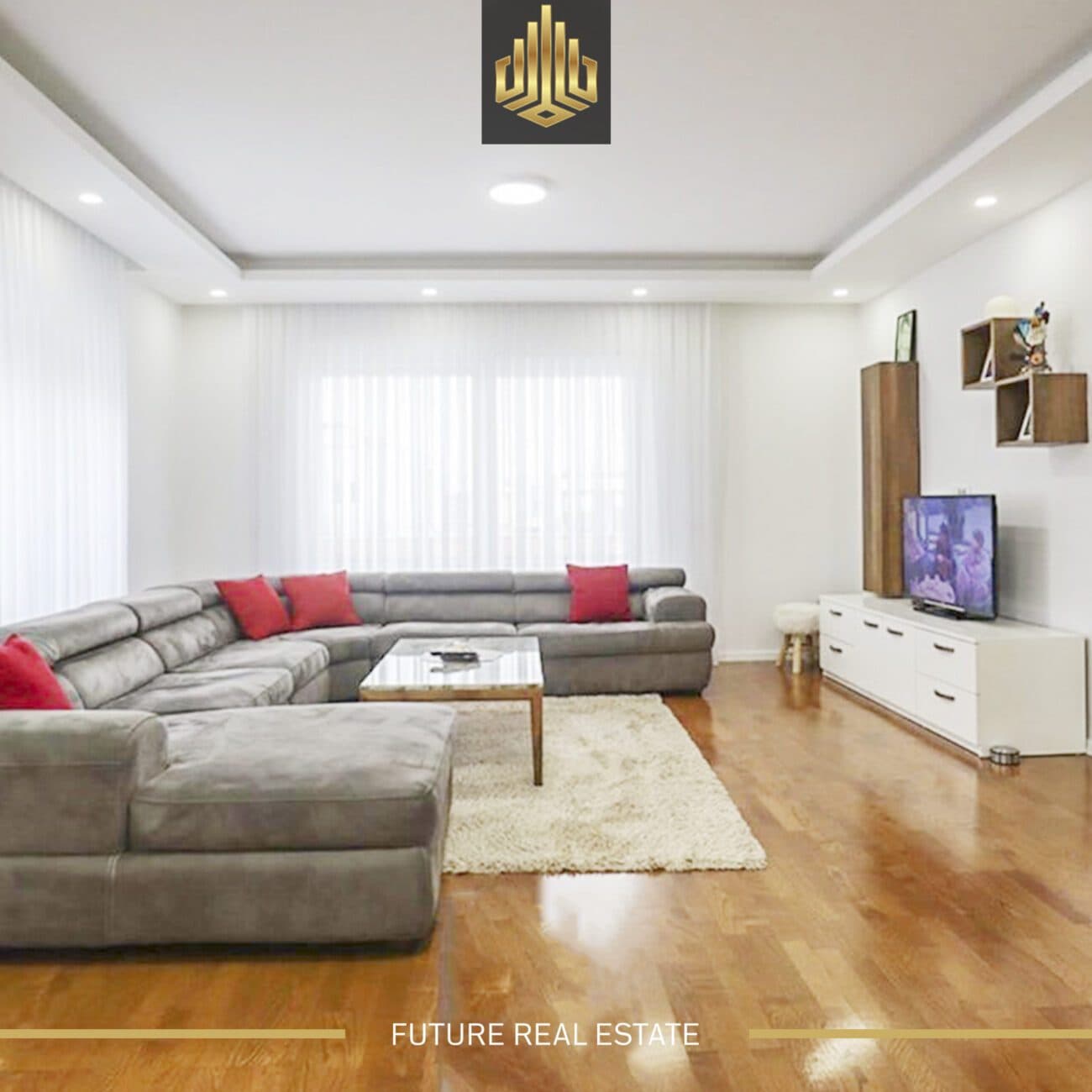 Shtëpia në SHITJE/393.73m2 2