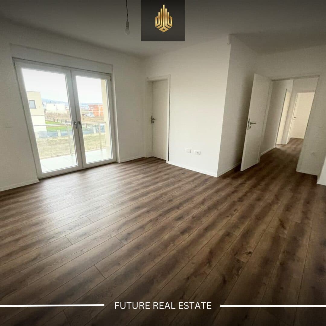 Shtëpi me QERA/230m² 4