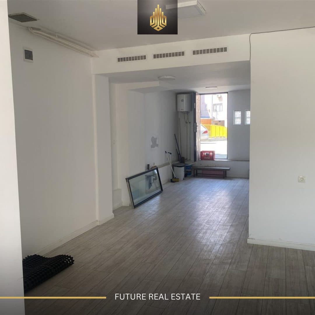 Lokal me QERA/57m² 4