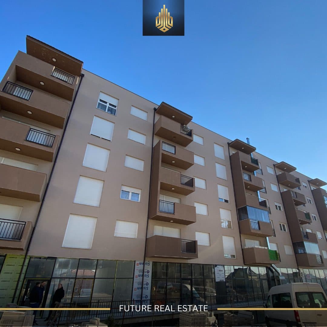 Lokal me QERA/54.3m² 3