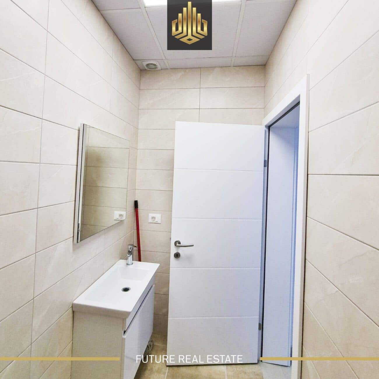 Lokal me QIRA/40m2 3