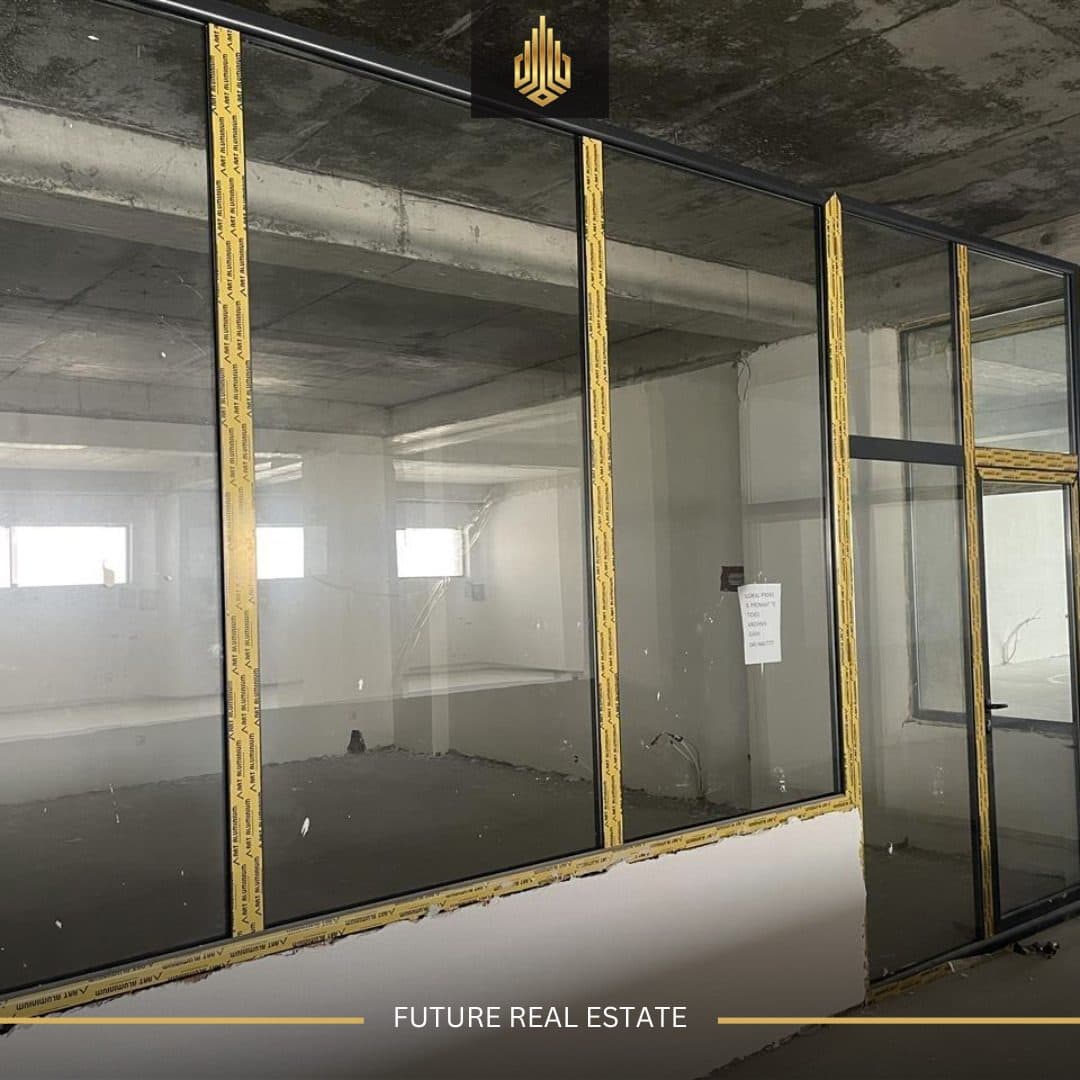 Lokal në SHITJE/247m² 3