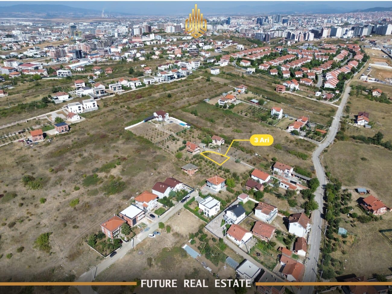 Truall në SHITJE – 3 Ari – Prishtinë – Çagllavicë – Afër Fshatit Ndërkombëtar. 3