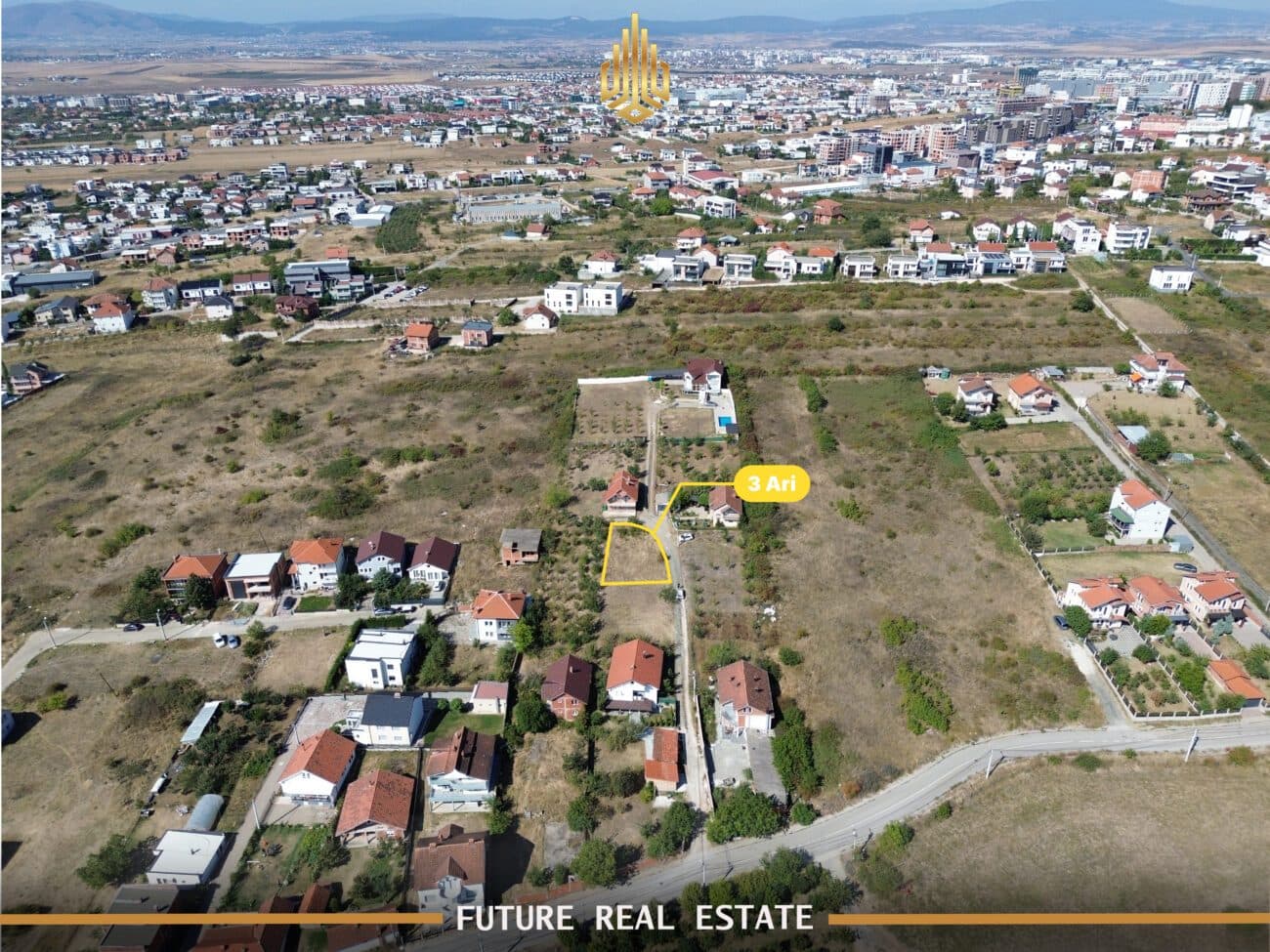 Truall në SHITJE – 3 Ari – Prishtinë – Çagllavicë – Afër Fshatit Ndërkombëtar. 4