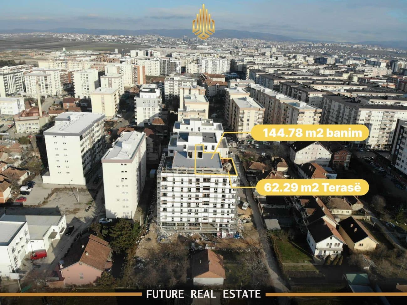Penthouse në SHITJE – 3 dhoma gjumi – Fushë Kosovë – Rruga Pajazit Islami, afër Xhamisë së Re – Objekti Tehno Home Objekti C.