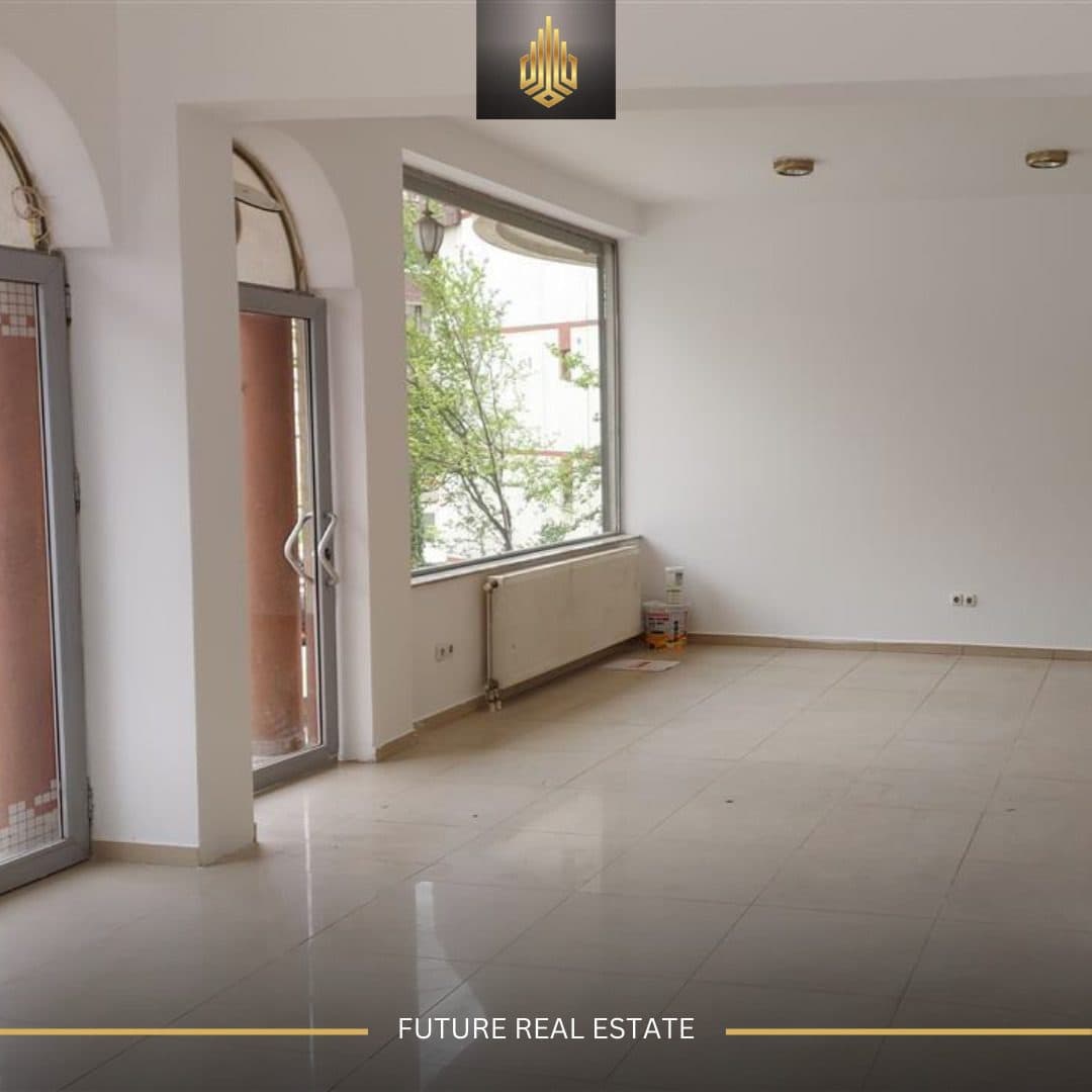 Lokal me QERA/80m² 2
