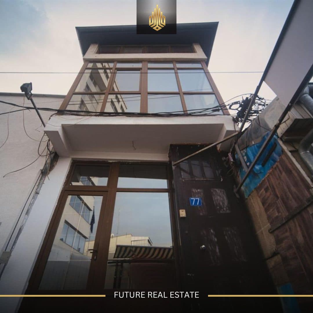 Lokal me QERA/340m²