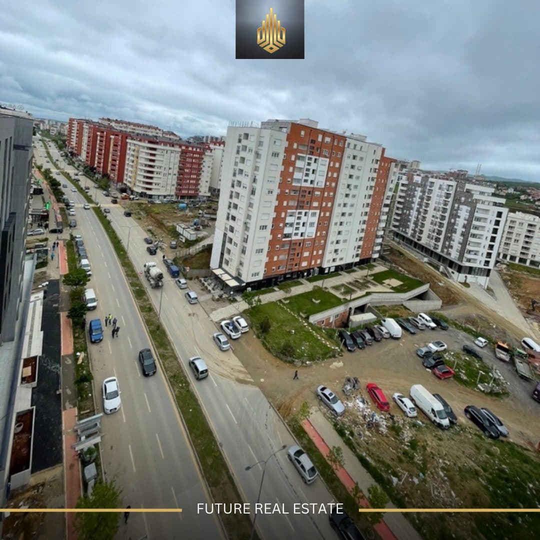 Lokal me QERA/55m² 3
