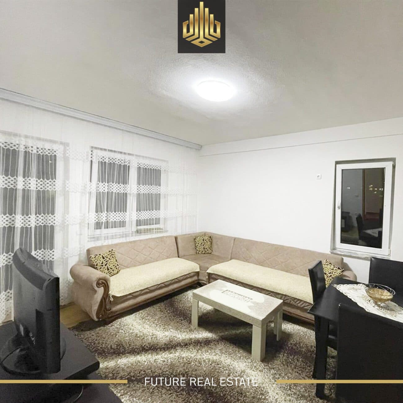 Banesë me QIRA – 3 dhomë gjumi – te shtëpija e pleqëve. 2