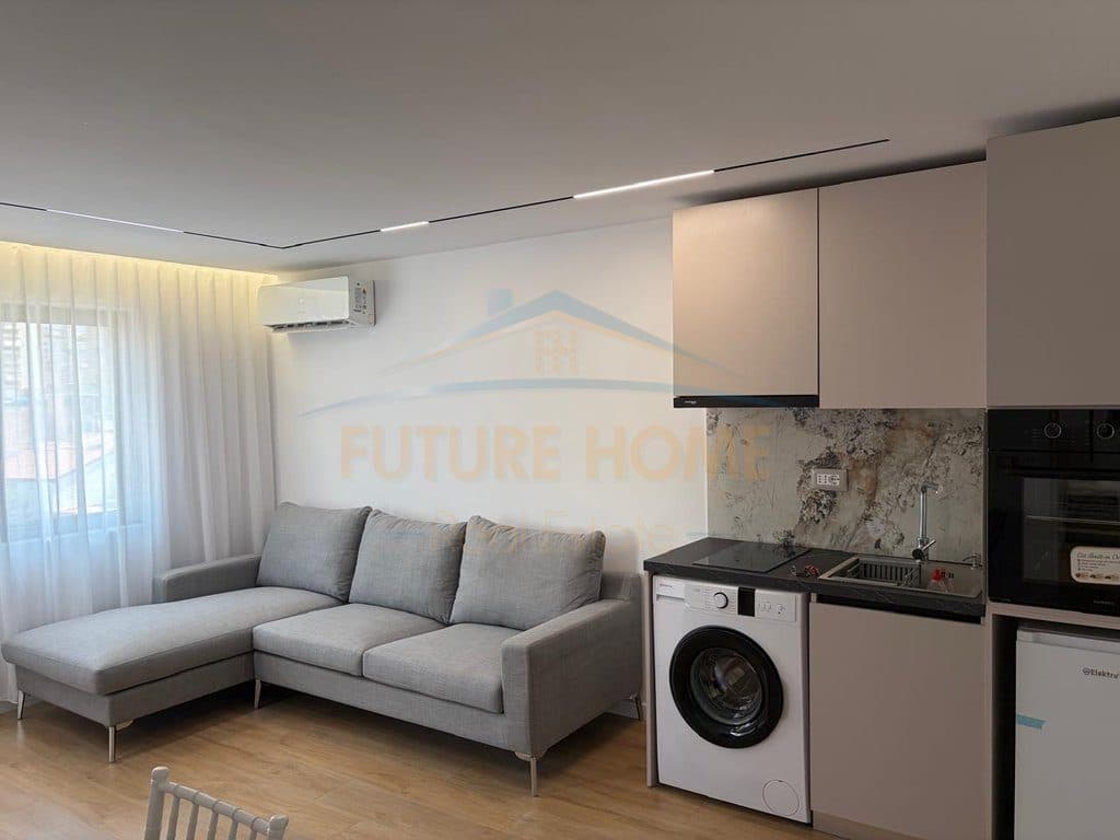 Shitet, Apartament 1+1, Rruga Asim Vokshi, Tirane . 4