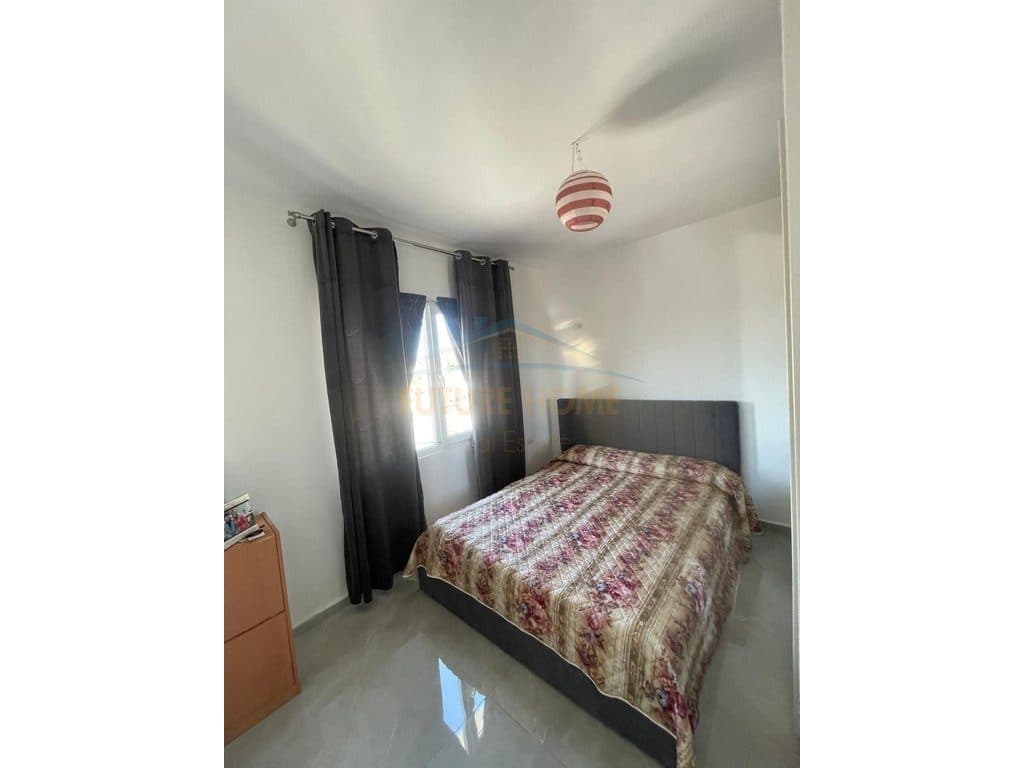 Shitet, Apartament 1+1, Sauk,Tiranë. 4