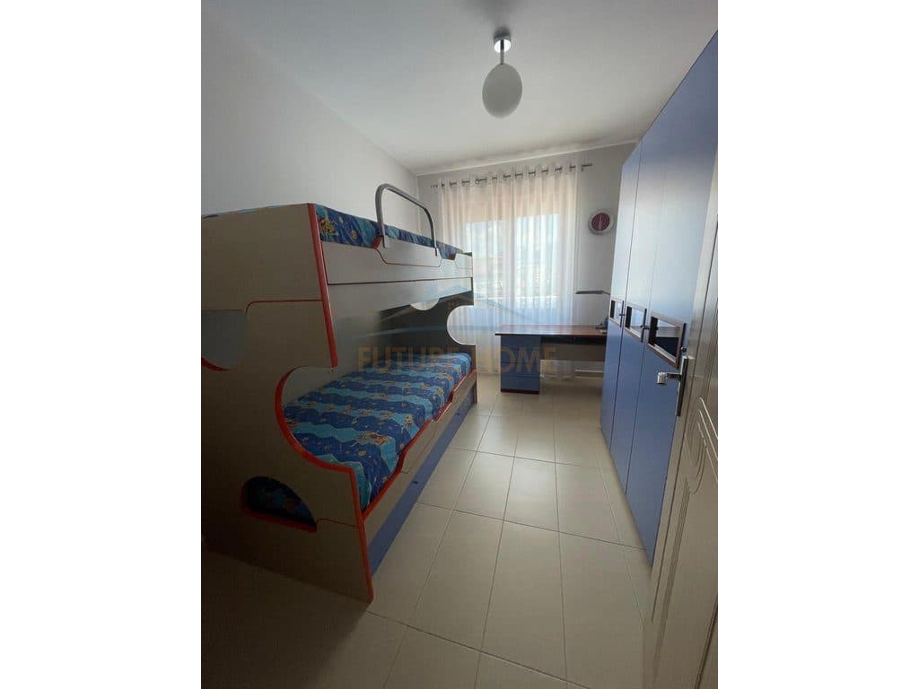 Shitet, Apartament 2+1+2, Zogu i Zi, Tiranë. 3