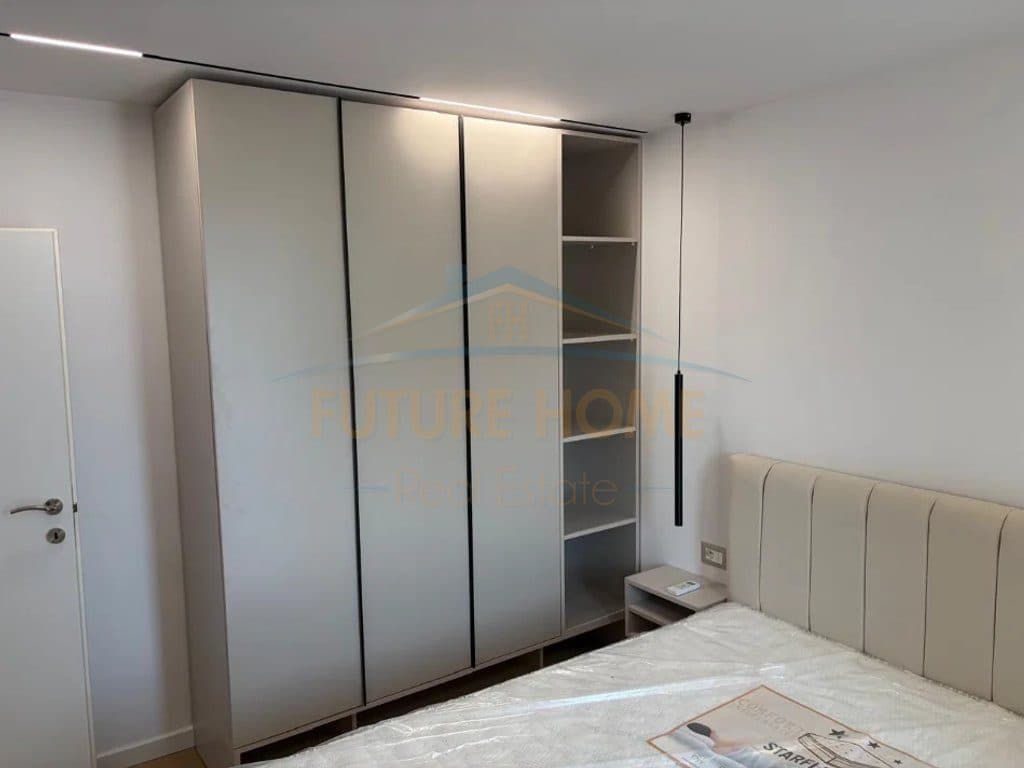 Shitet, Apartament 1+1, Rruga Asim Vokshi, Tirane . 3