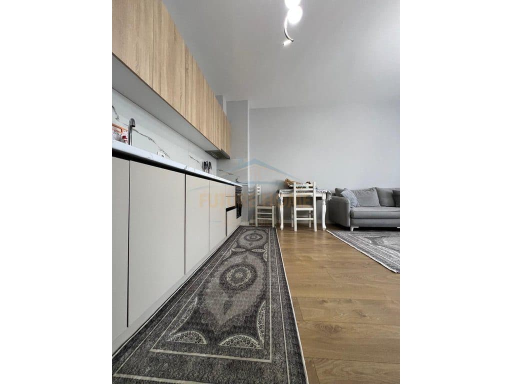 Shitet, Apartament, 2+1+ Post Parkimi, Rruga e Dibres 3