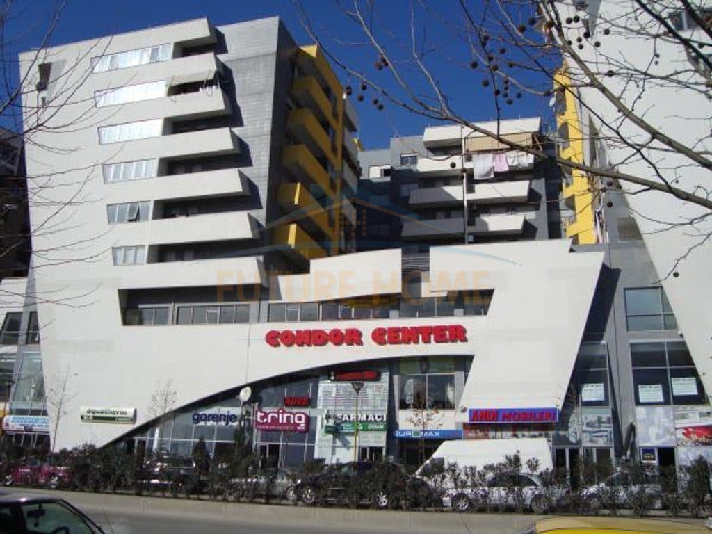 Shitet, Ambient Biznesi, Rruga e Kavajës" Condor Center"