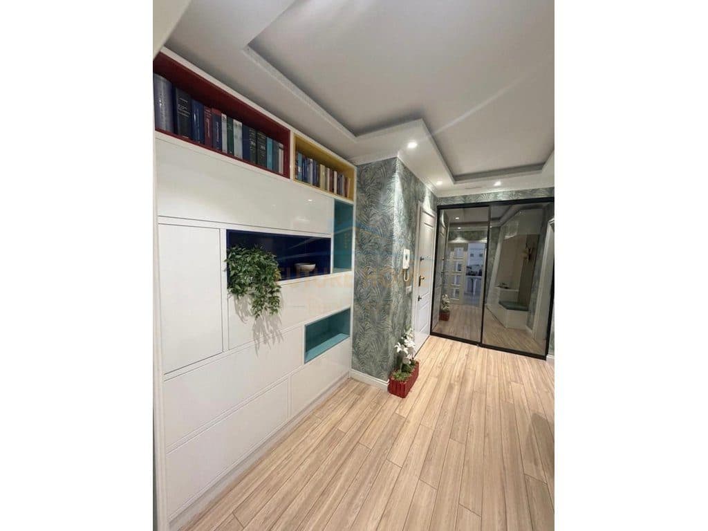 Shitet, Apartament 2+1+2, Don Bosko 4