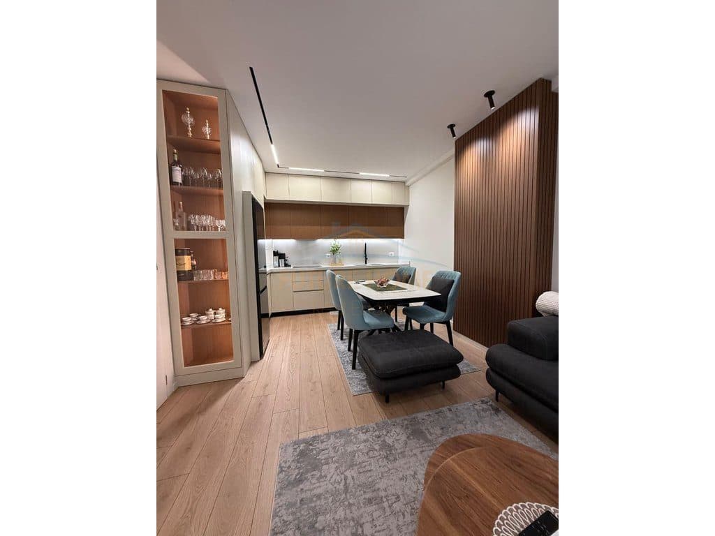 Qera, Apartament 2+1, Selite, Tiranë 2