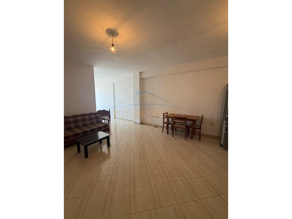 Shitet, Apartament 1+1, Yzberisht, Tiranë.