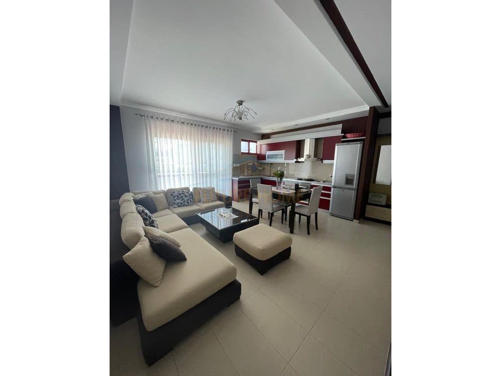Shitet, Apartament 2+1+2, Zogu i Zi, Tiranë.