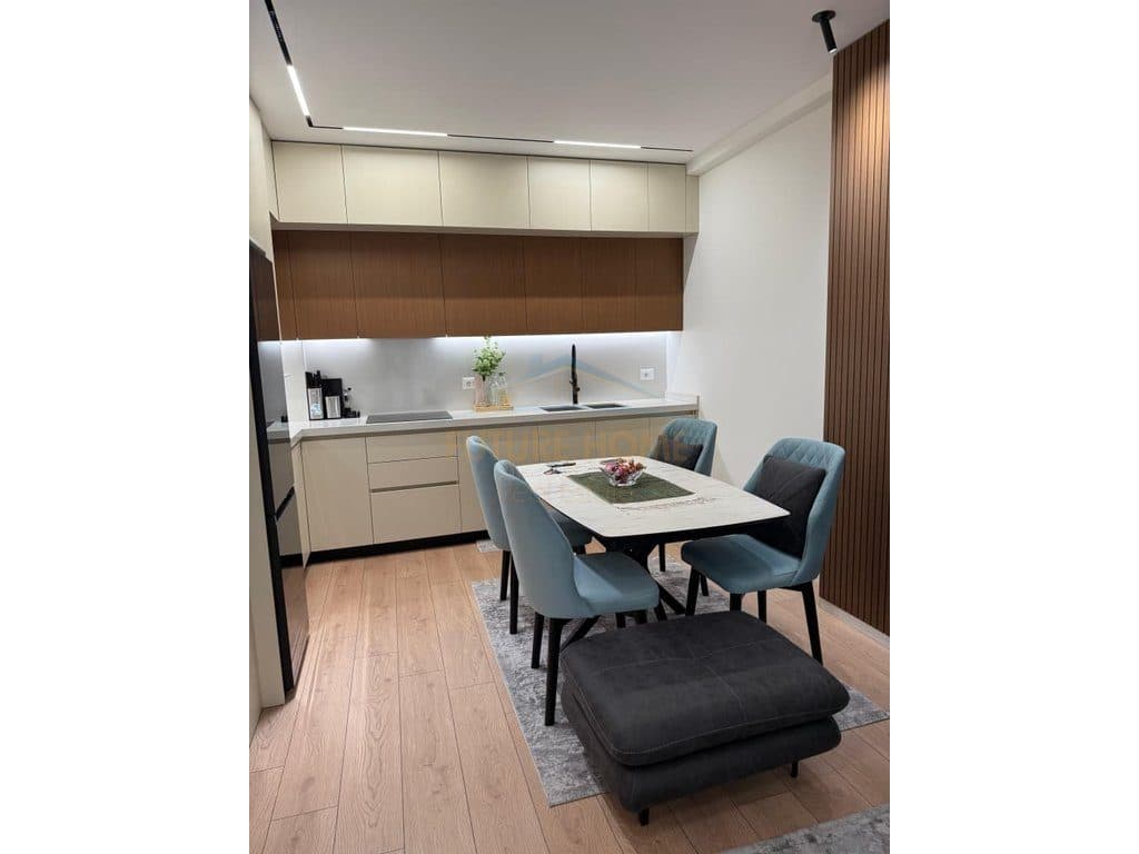 Qera, Apartament 2+1, Selite, Tiranë 3