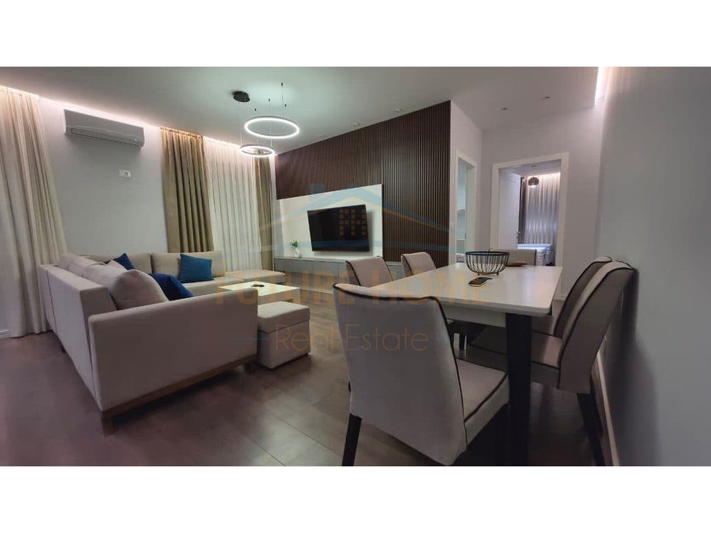 Shitet, Apartament 2+1, Liqeni i Thate, Tirane.