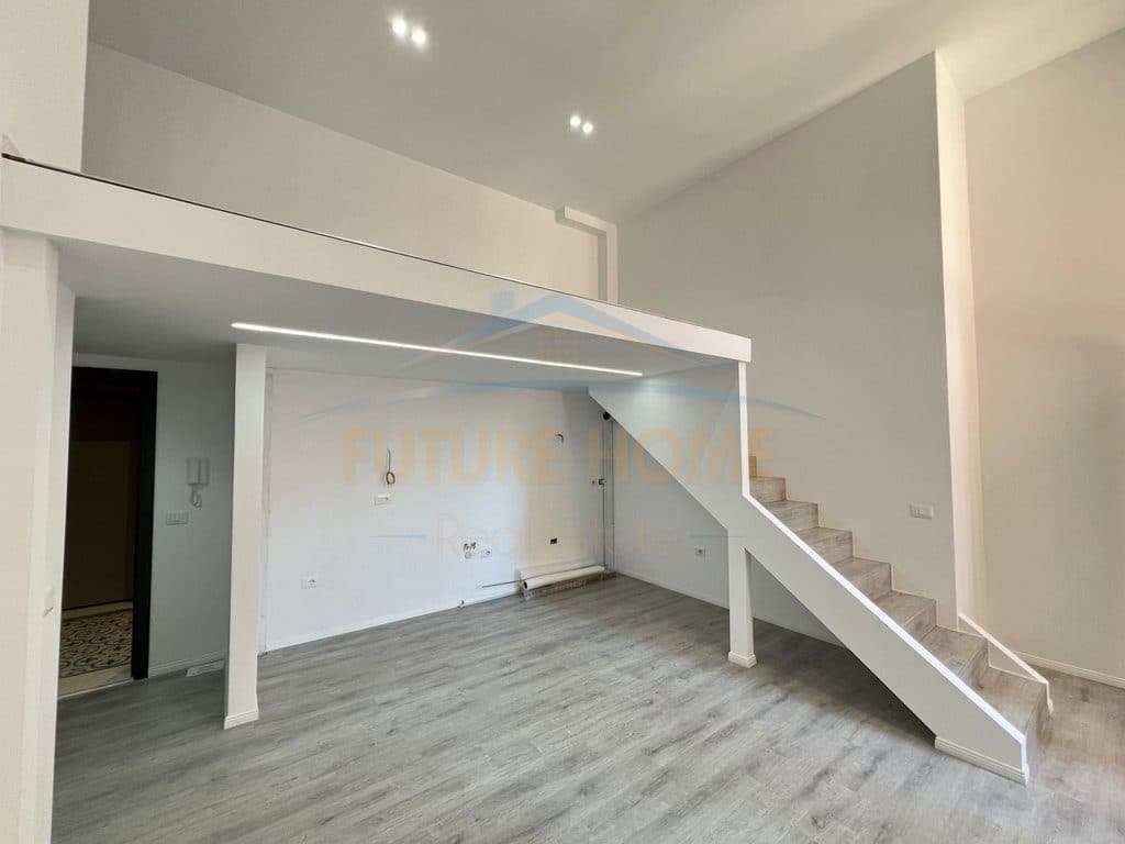 Shitet, Duplex, Amerikan 3 , Tiranë 2