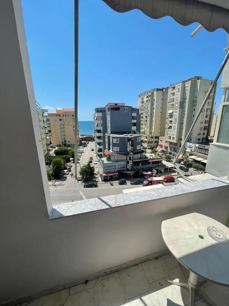 JEPET ME QERA APARTAMENT 1+1 ZONA VOLLGES 4
