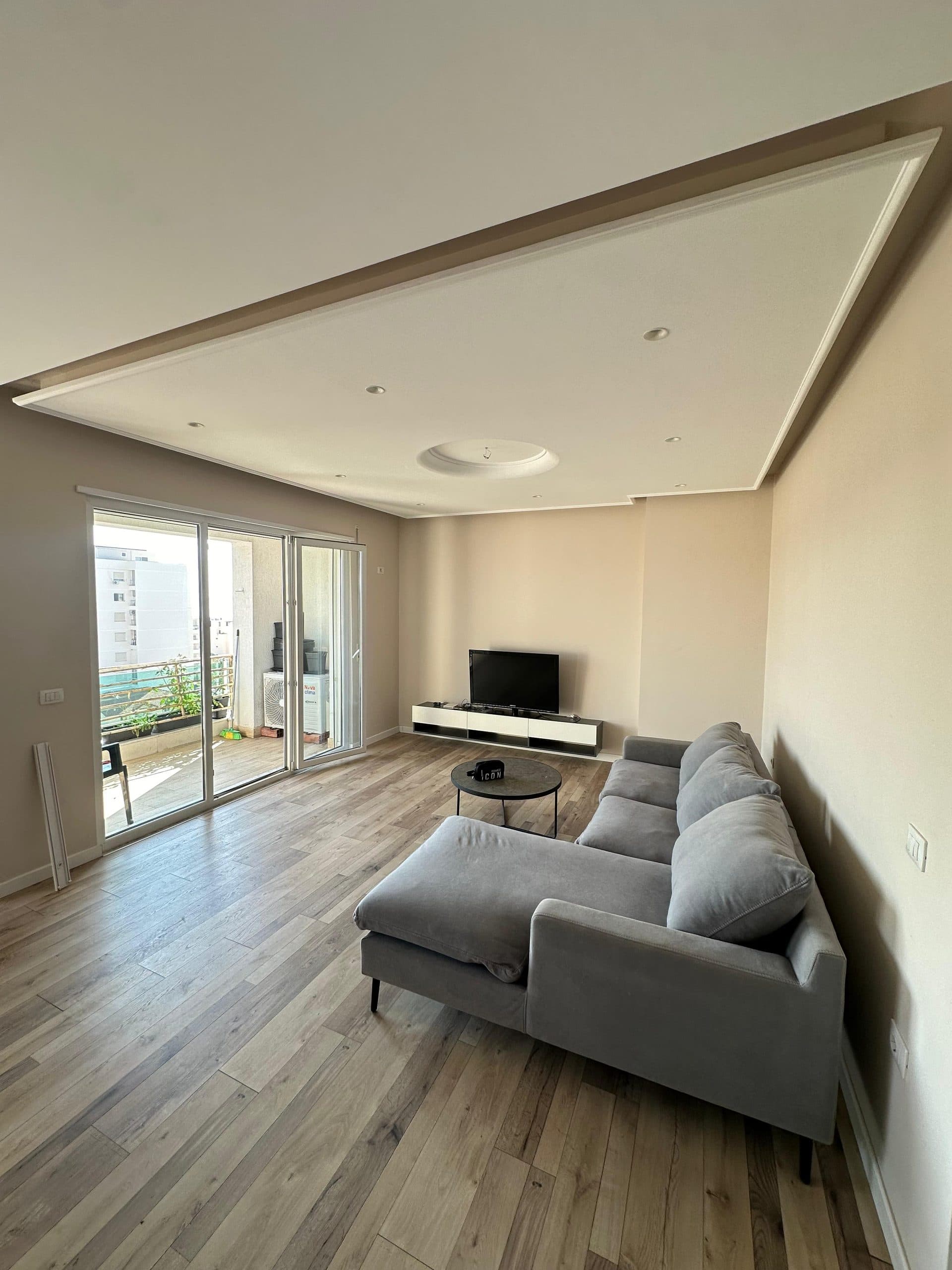 JEPET ME QERA APARTAMENT 2+1, KALI I TROJES PLAZH, DURRES. 2