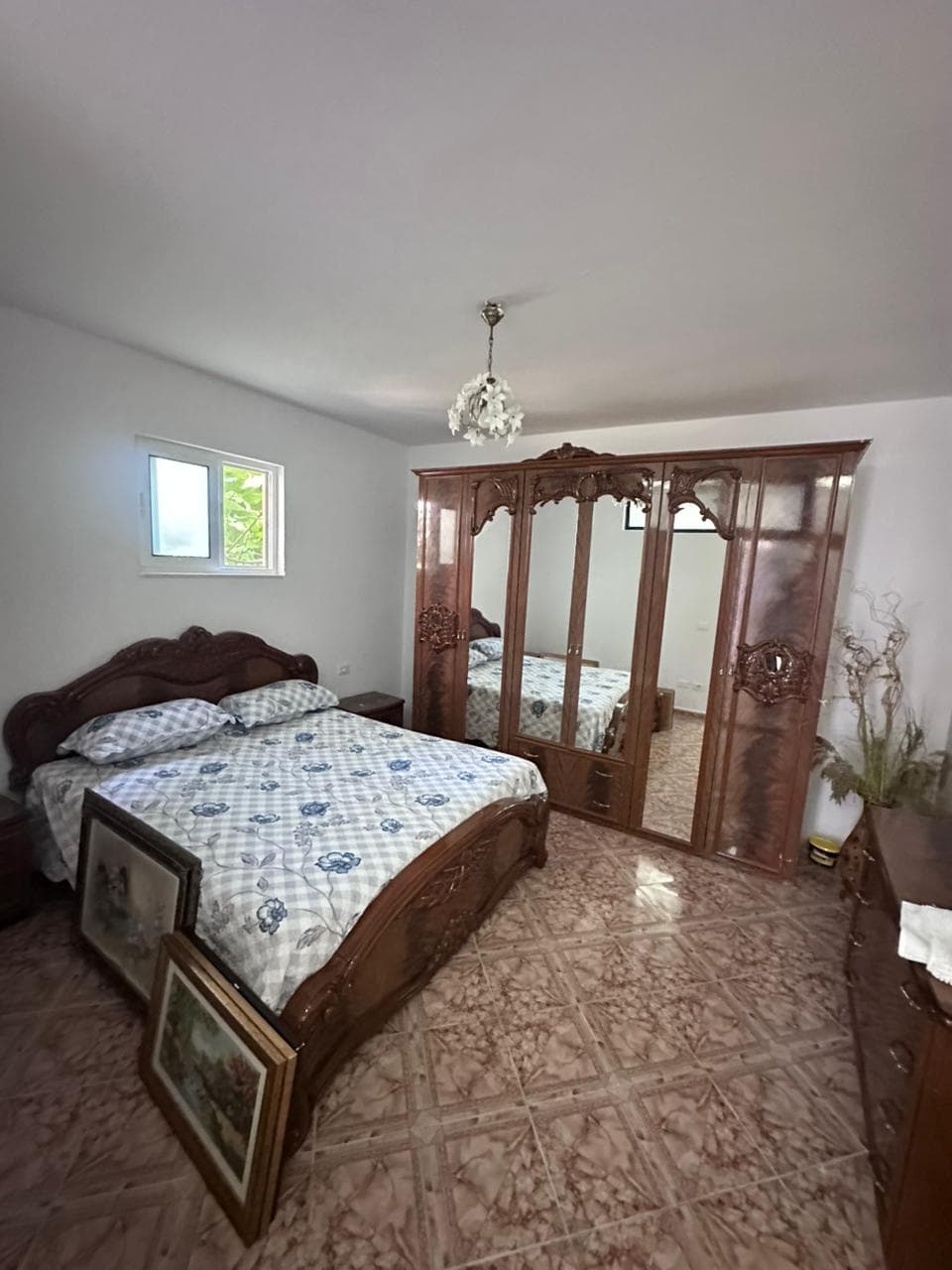 JEPET ME QERA APARTAMENT 2+1, PRANE GJYKATES, DURRES. 2