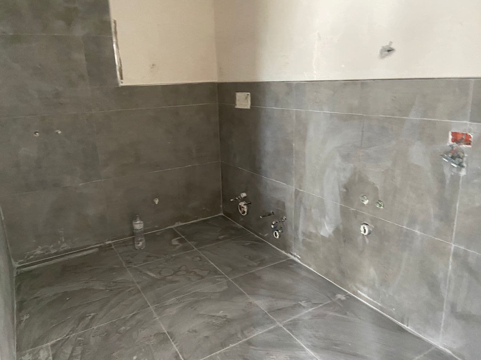 SHITET APARTAMENT 1+1, PERBALLE HOTEL EPIDAMN, GOLEM, DURRES. 4