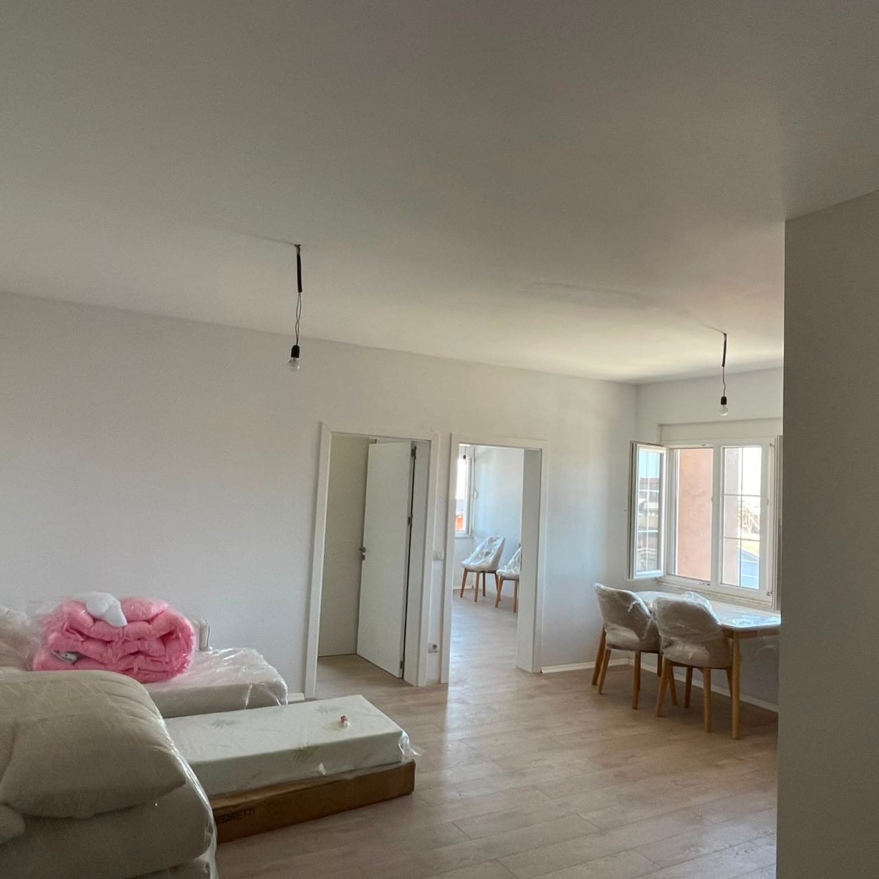 SHITET APARTAMENT 2+1 NE ZONEN E SPITALLES, DURRES 4