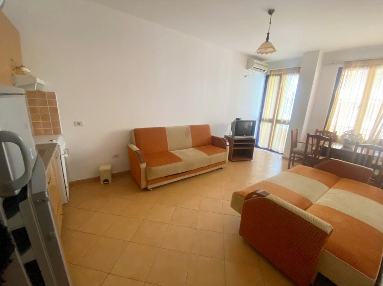 SHITET APARTAMENT 1+1 PRANE MIAMI BEACH 2,GOLEM,DURRES. 3